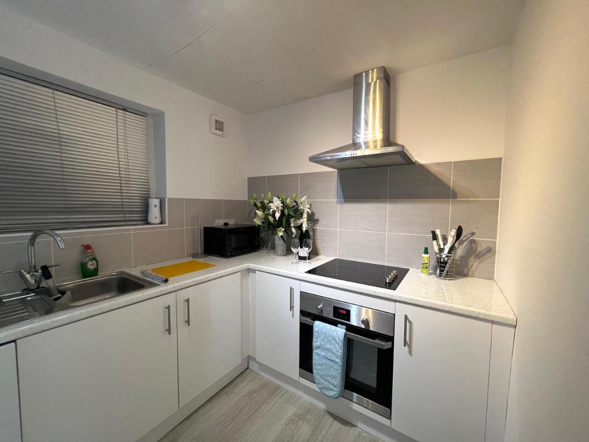 Beach Front Apartment With Free Parking, St Annes Lytham St Annes Exterior foto